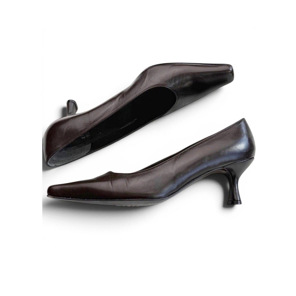 Vintage Stuart Weitzman Kitten Heels Brown  90's Square Toe Old Money Sz 5.5